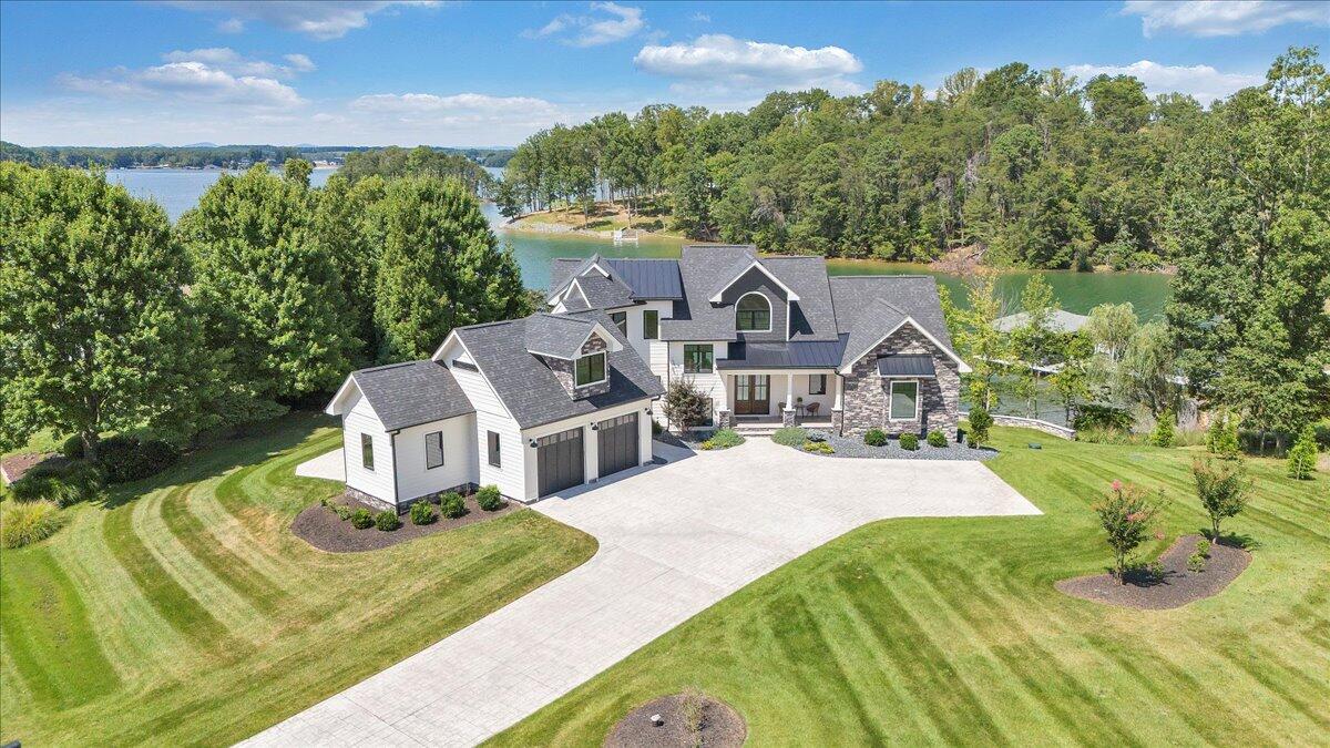 176 Three Point Isle Drive Penhook, VA 24137 - Photo 7 of 89 Welcome Home!