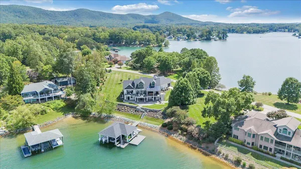 $3,599,000 | 176 Three Point Isle Drive, Penhook, VA 24137
