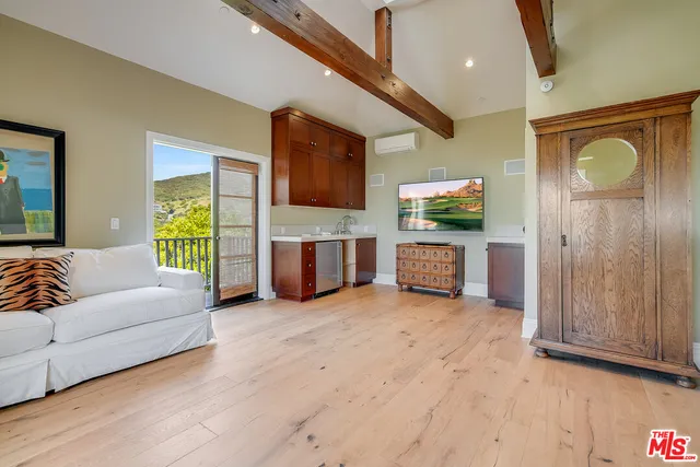 $14,000 | 2962 Valmere Drive, Malibu, CA 90265