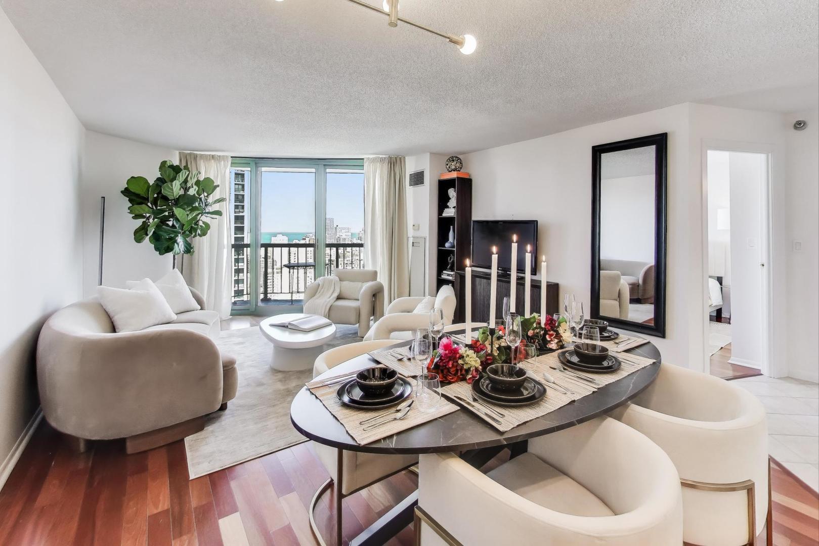 111 West Maple Street, Unit 2803 Chicago, IL 60610 - Photo 4 of 36