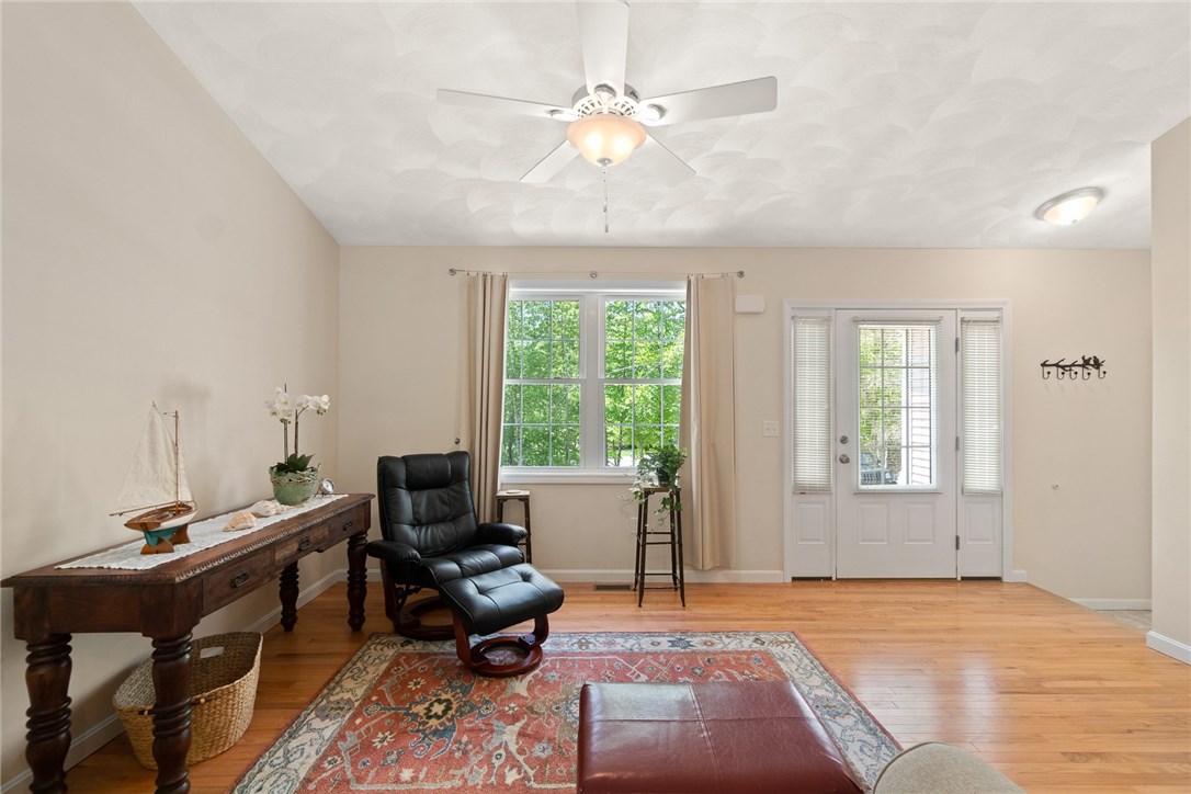 26 Hopkinton Hill Road Hopkinton, RI 02832 - Photo 12 of 40