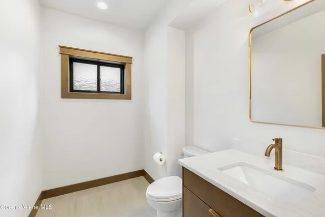 $2,795,000 | 50 Olaf Court, Sandpoint, ID 83864