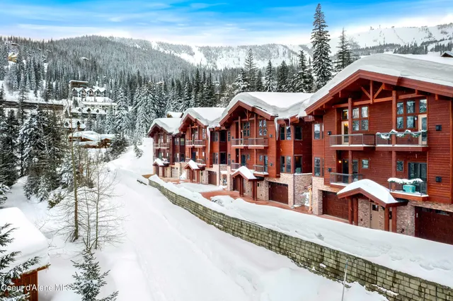 $2,795,000 | 50 Olaf Court, Sandpoint, ID 83864