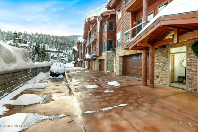 $2,795,000 | 50 Olaf Court, Sandpoint, ID 83864