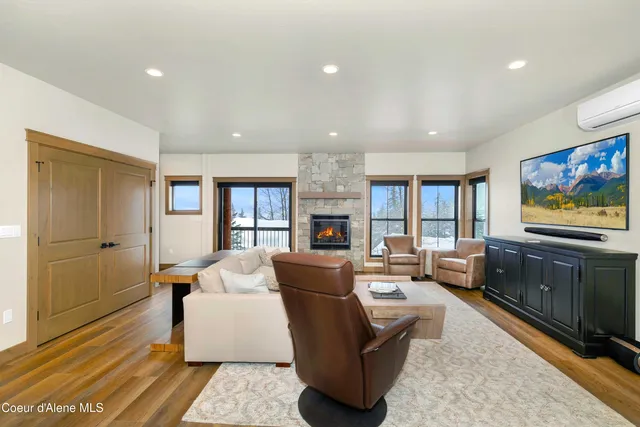 $2,795,000 | 50 Olaf Court, Sandpoint, ID 83864