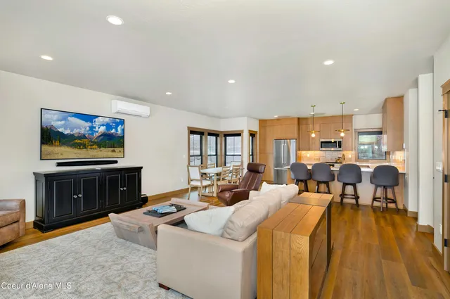 $2,795,000 | 50 Olaf Court, Sandpoint, ID 83864