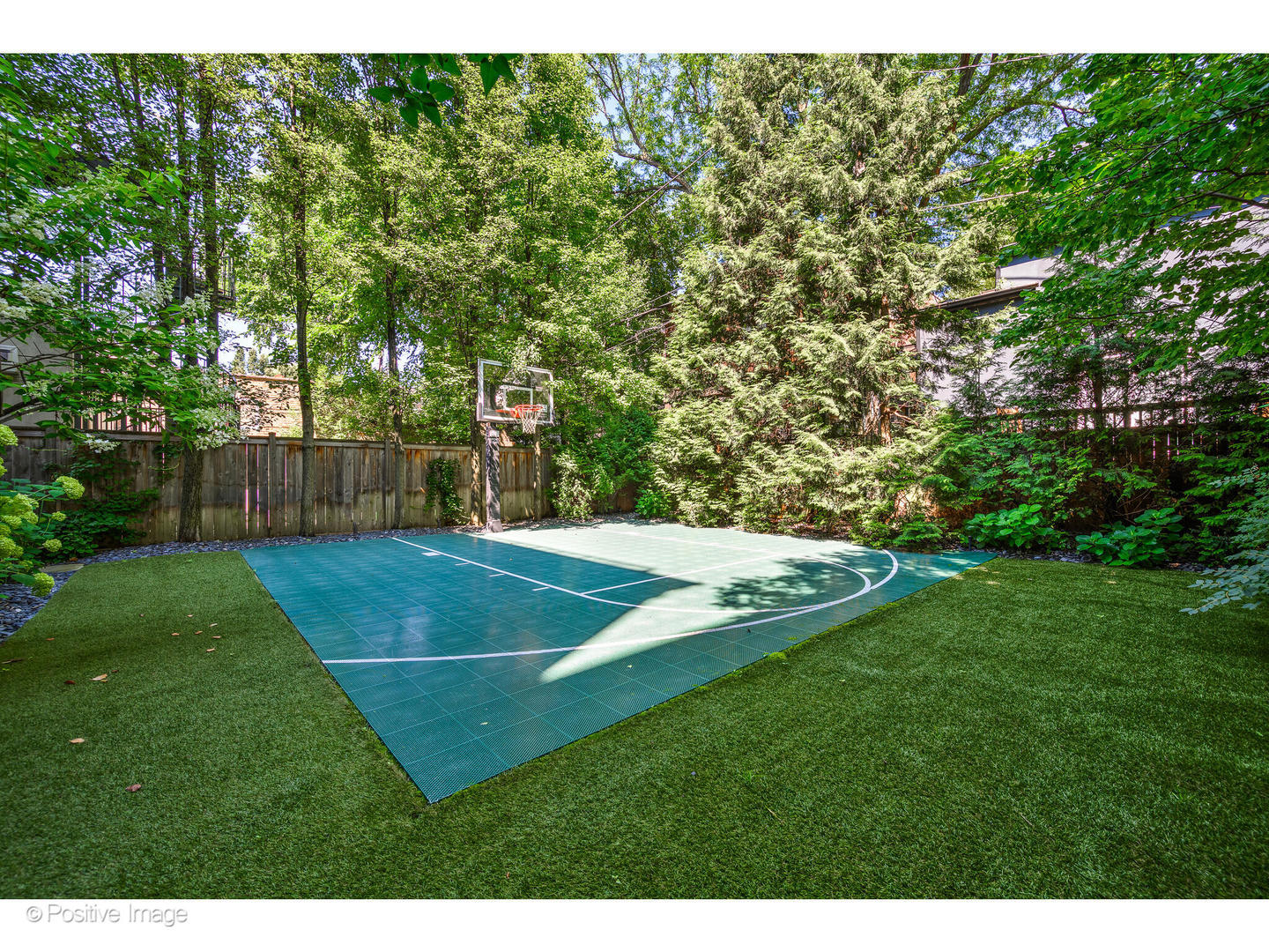 1853 North Burling Street Chicago, IL 60614 - Photo 40 of 86