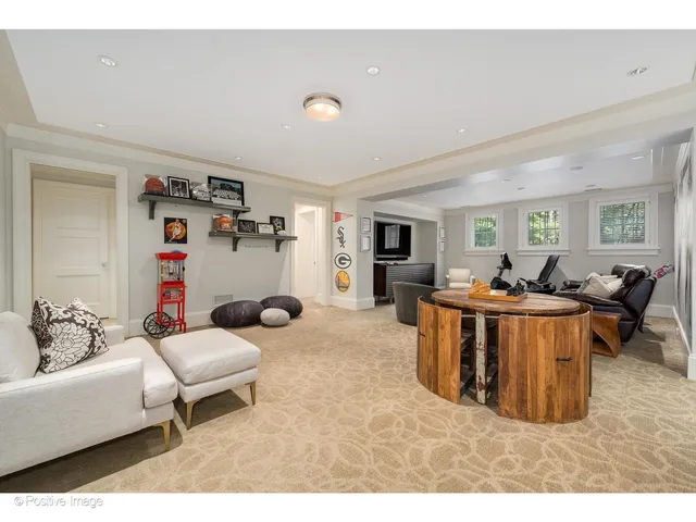 $9,450,000 | 1853 North Burling Street, Chicago, IL 60614