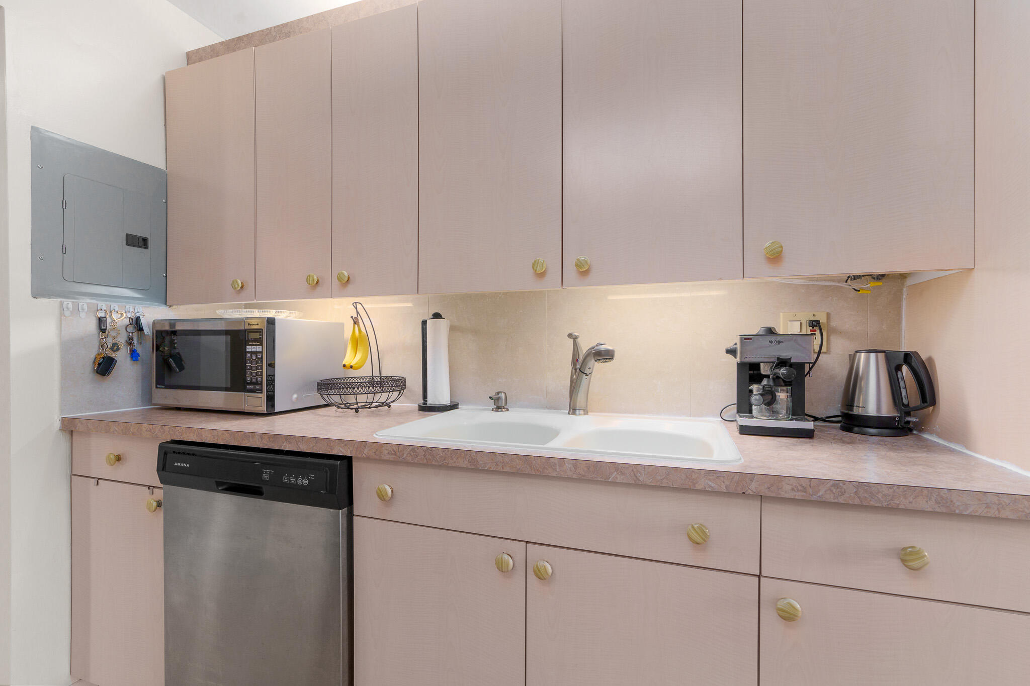950 Ponce De Leon Road, Unit 512 Boca Raton, FL 33432 - Photo 11 of 39 Kitchen