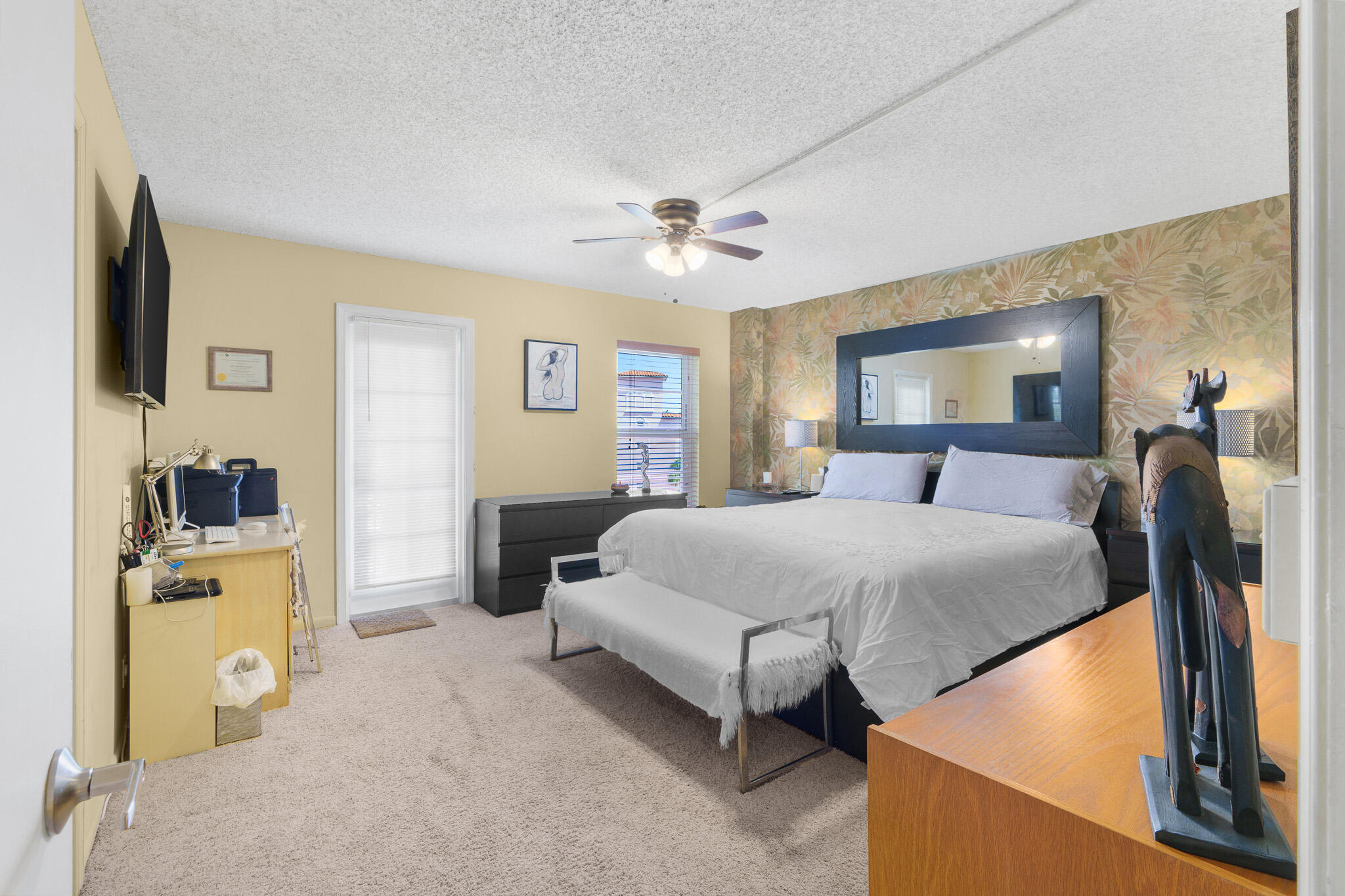 950 Ponce De Leon Road, Unit 512 Boca Raton, FL 33432 - Photo 13 of 39 Primary