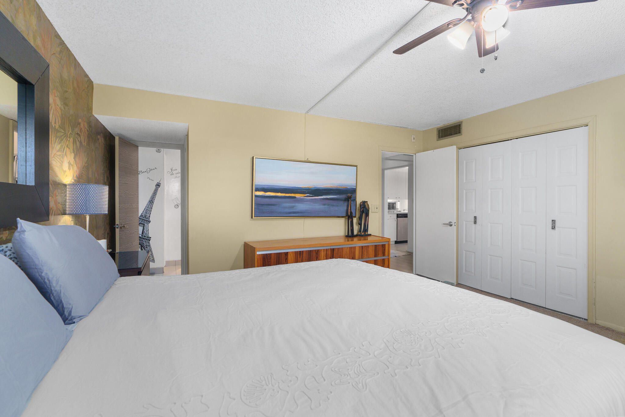 950 Ponce De Leon Road, Unit 512 Boca Raton, FL 33432 - Photo 15 of 39 Primary