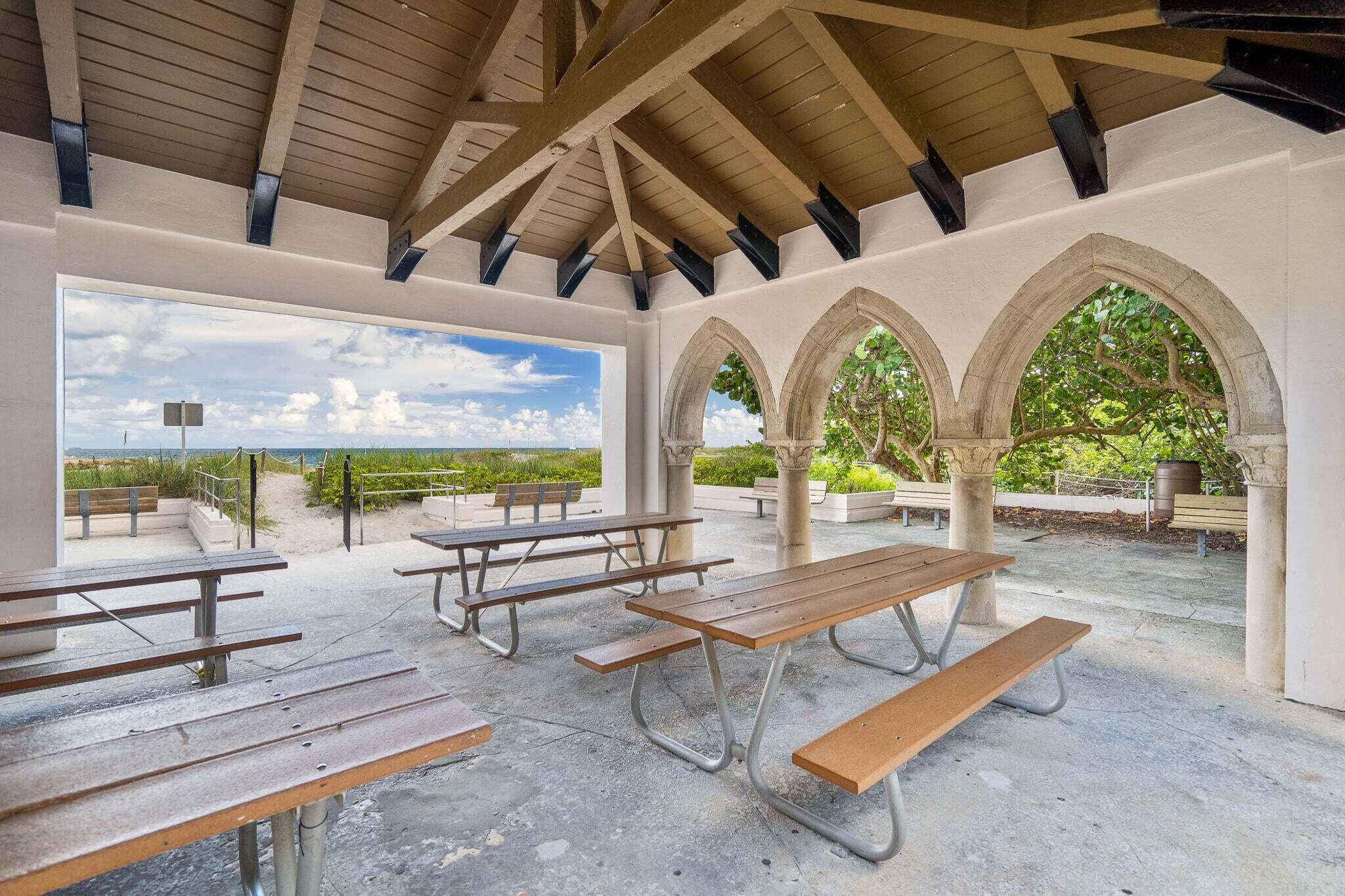 950 Ponce De Leon Road, Unit 512 Boca Raton, FL 33432 - Photo 34 of 39 Pavilion