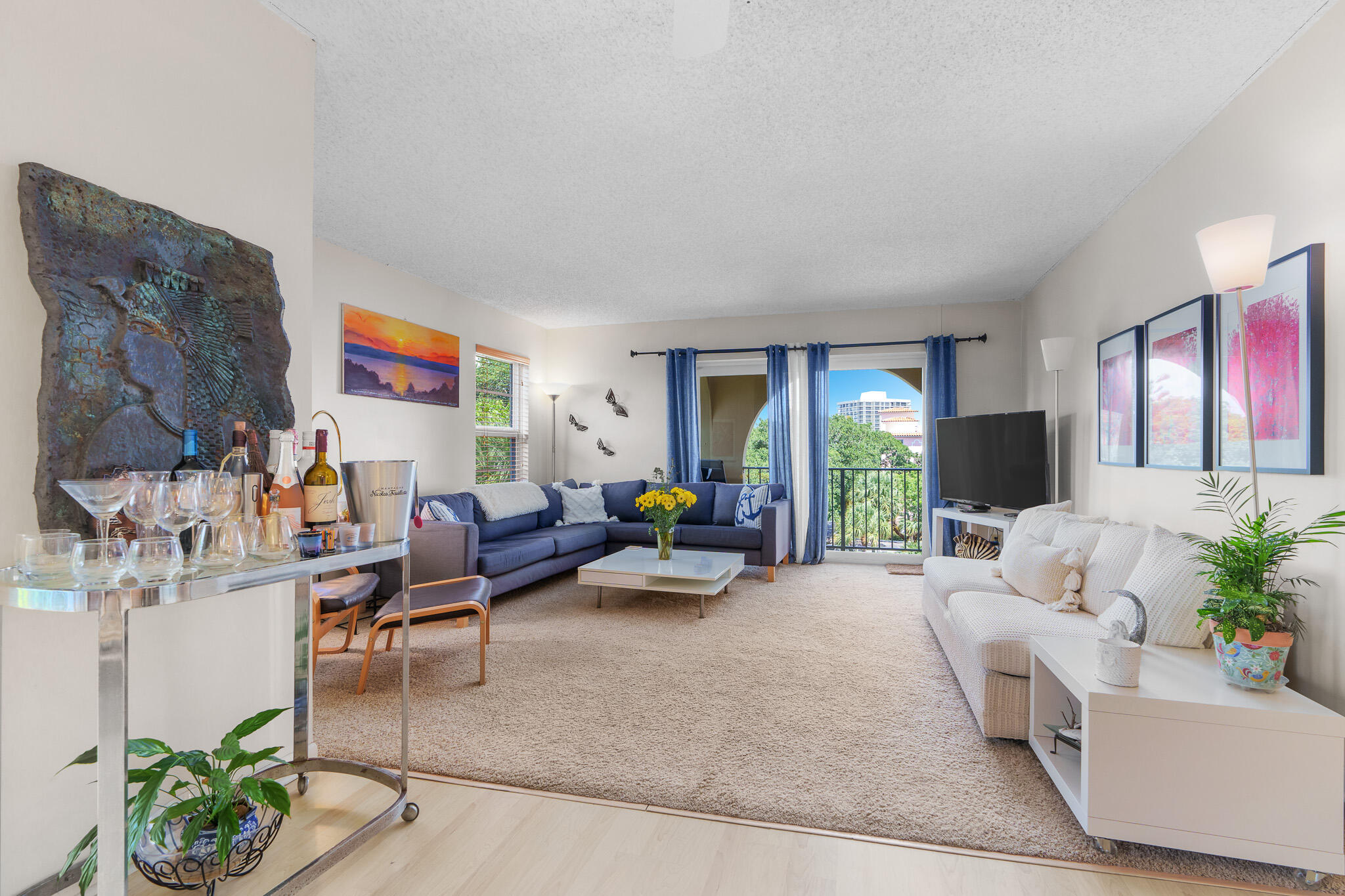 950 Ponce De Leon Road, Unit 512 Boca Raton, FL 33432 - Photo 6 of 39 Living Room