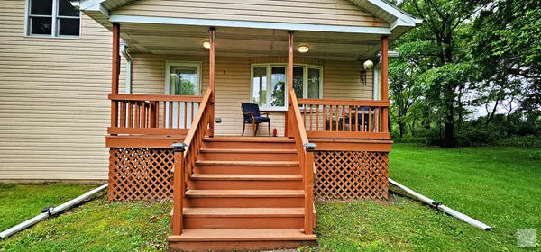 $215,000 | 1 Wherry Drive, Putnam, IL 61560