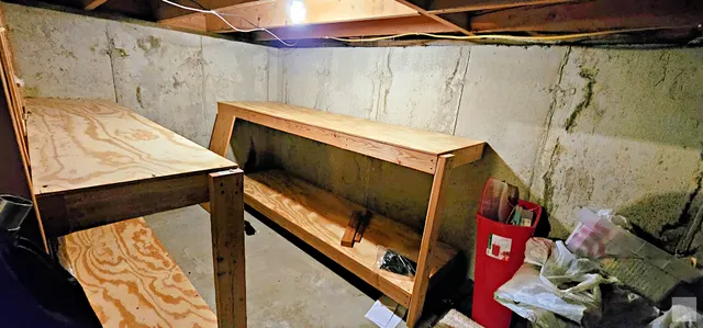 $215,000 | 1 Wherry Drive, Putnam, IL 61560