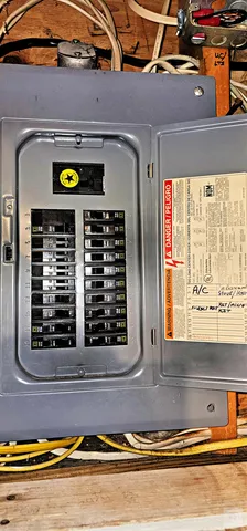 $215,000 | 1 Wherry Drive, Putnam, IL 61560