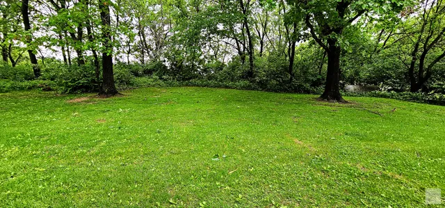 $215,000 | 1 Wherry Drive, Putnam, IL 61560