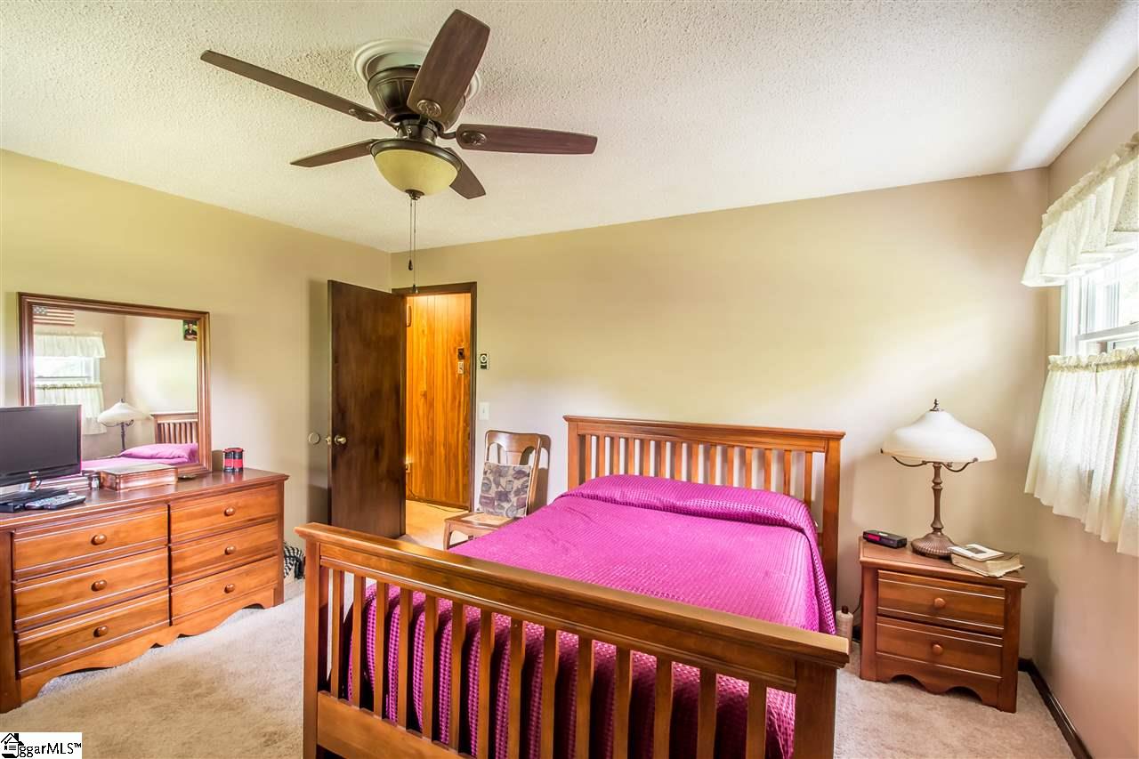 820 Knox Road Seneca, SC 29672 - Photo 23 of 31