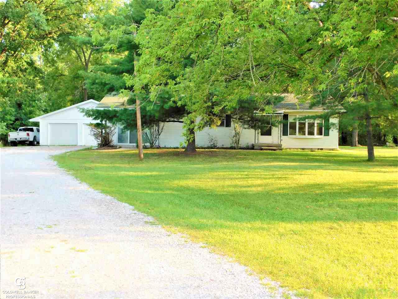 5202 Fitzgerald Road St. Clair, MI 48079 - Photo 3 of 35