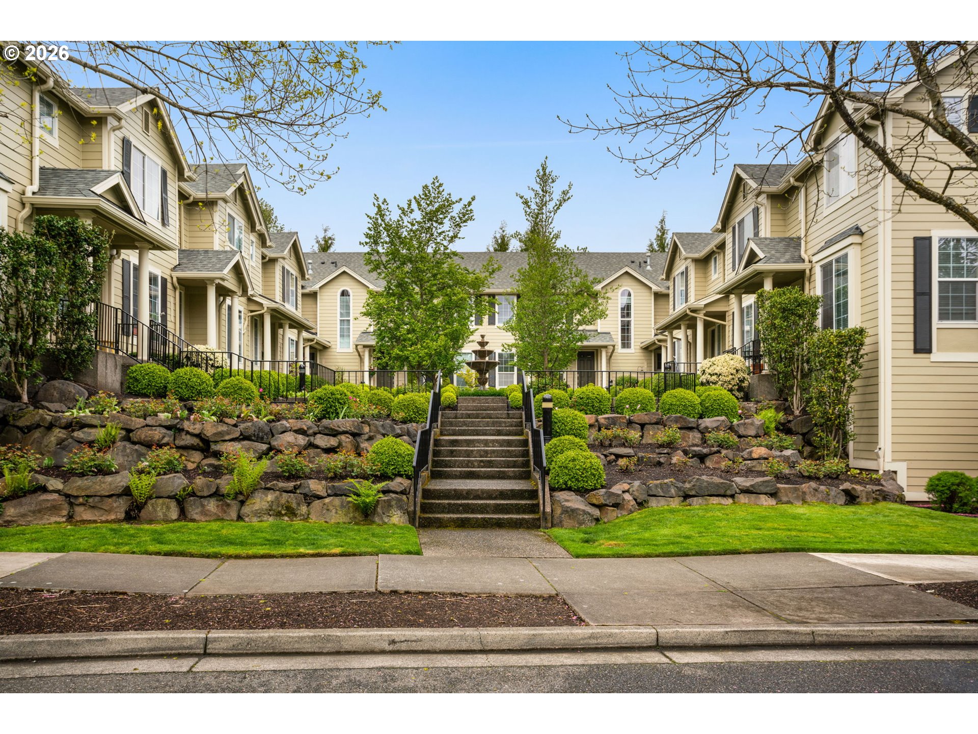 11617 Southwest Waterthrush Terrace Beaverton, OR 97007 - Photo 2 of 26