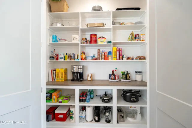 $795,000 | 243 Sabal Pond Way, Castle Hayne, NC 28429