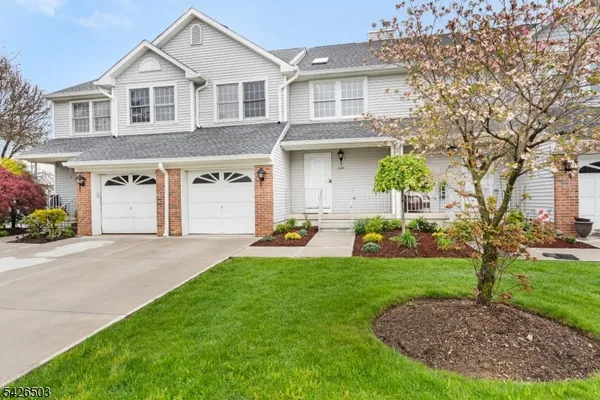 $429,000 | 220 Harvard Drive, Hackettstown, NJ 07840