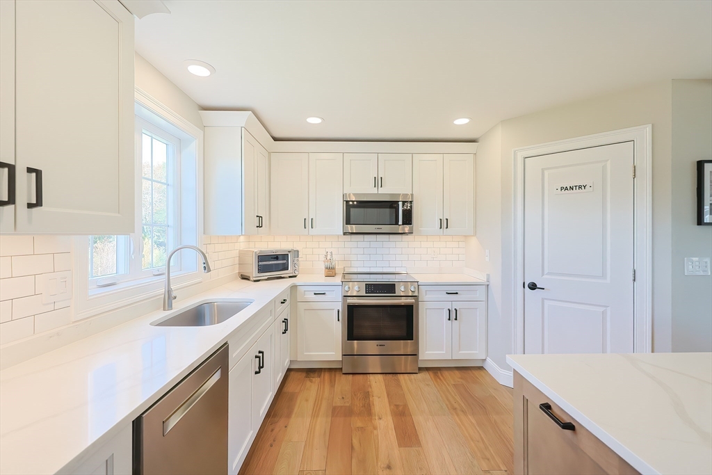 11 Lighthouse Lane Westminster, MA 01473 - Photo 6 of 42