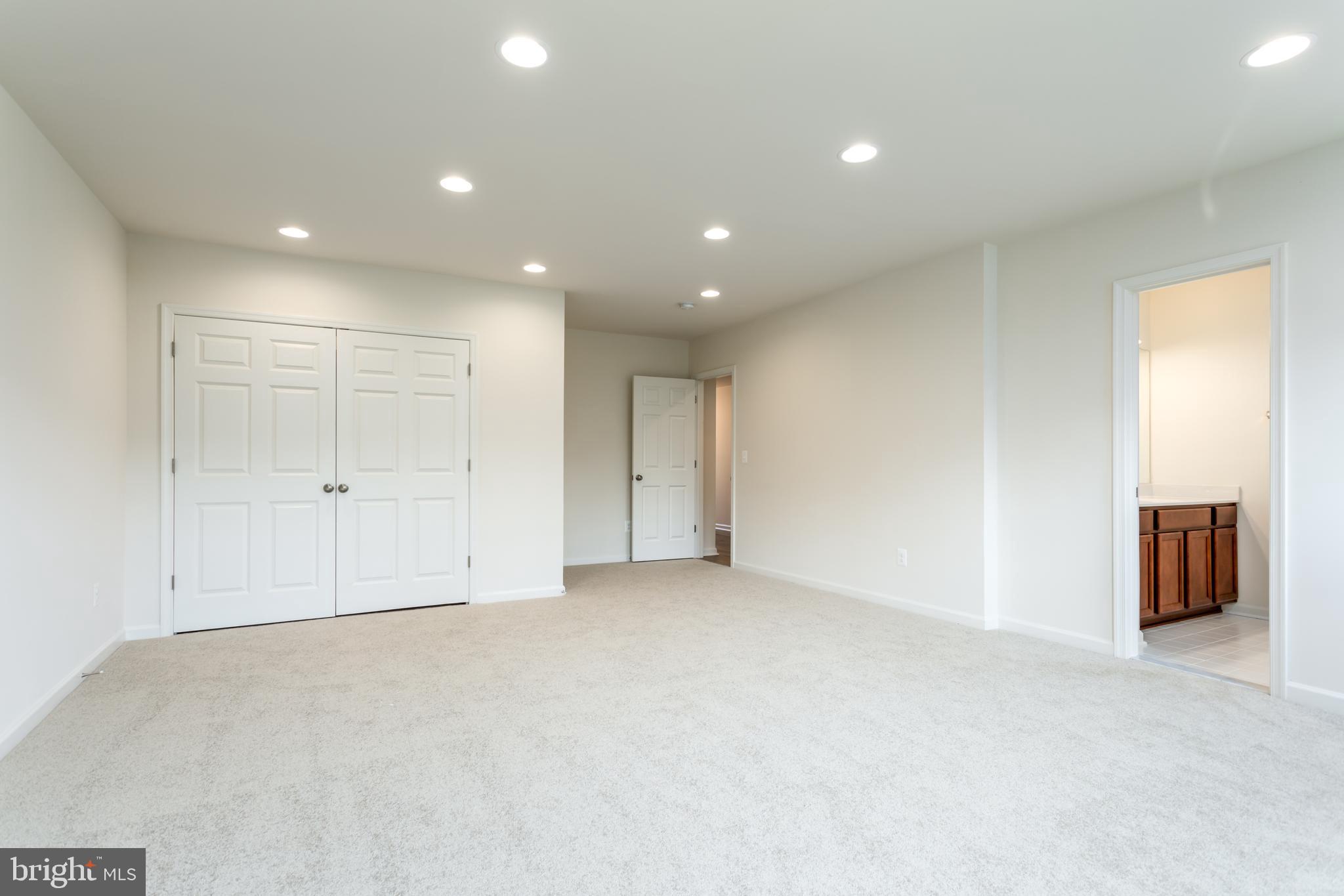 228 Patchwork Drive Stephenson, VA 22656 - Photo 5 of 33