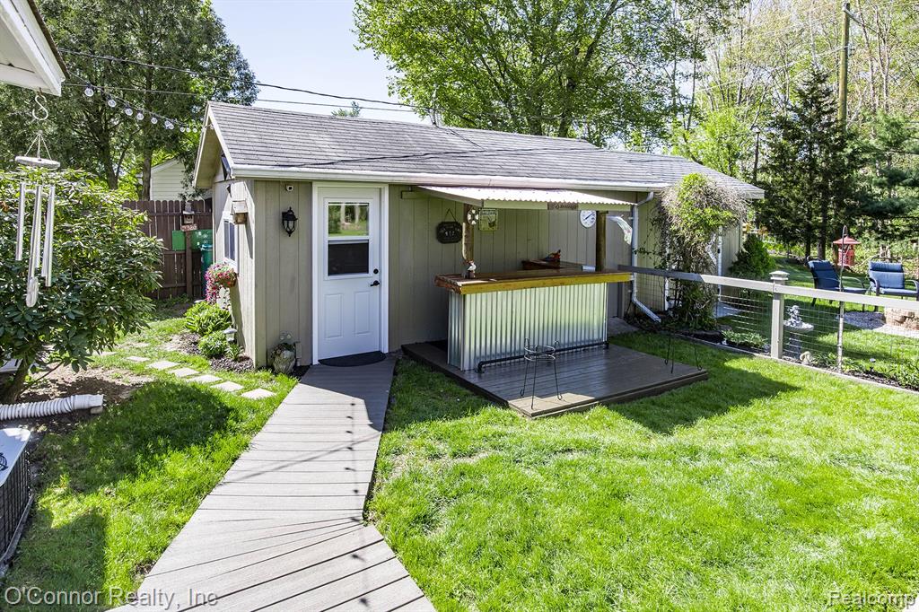 4234 Atkins Road Port Huron, MI 48060 - Photo 27 of 36 Gallery Image 27