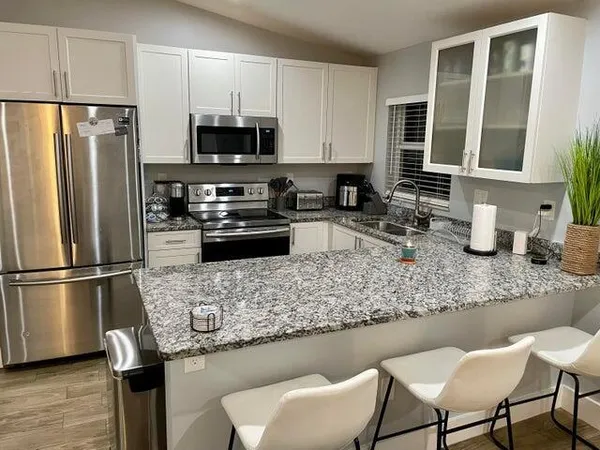 $3,500 | 601 North E Street, Lake Worth Beach, FL 33460