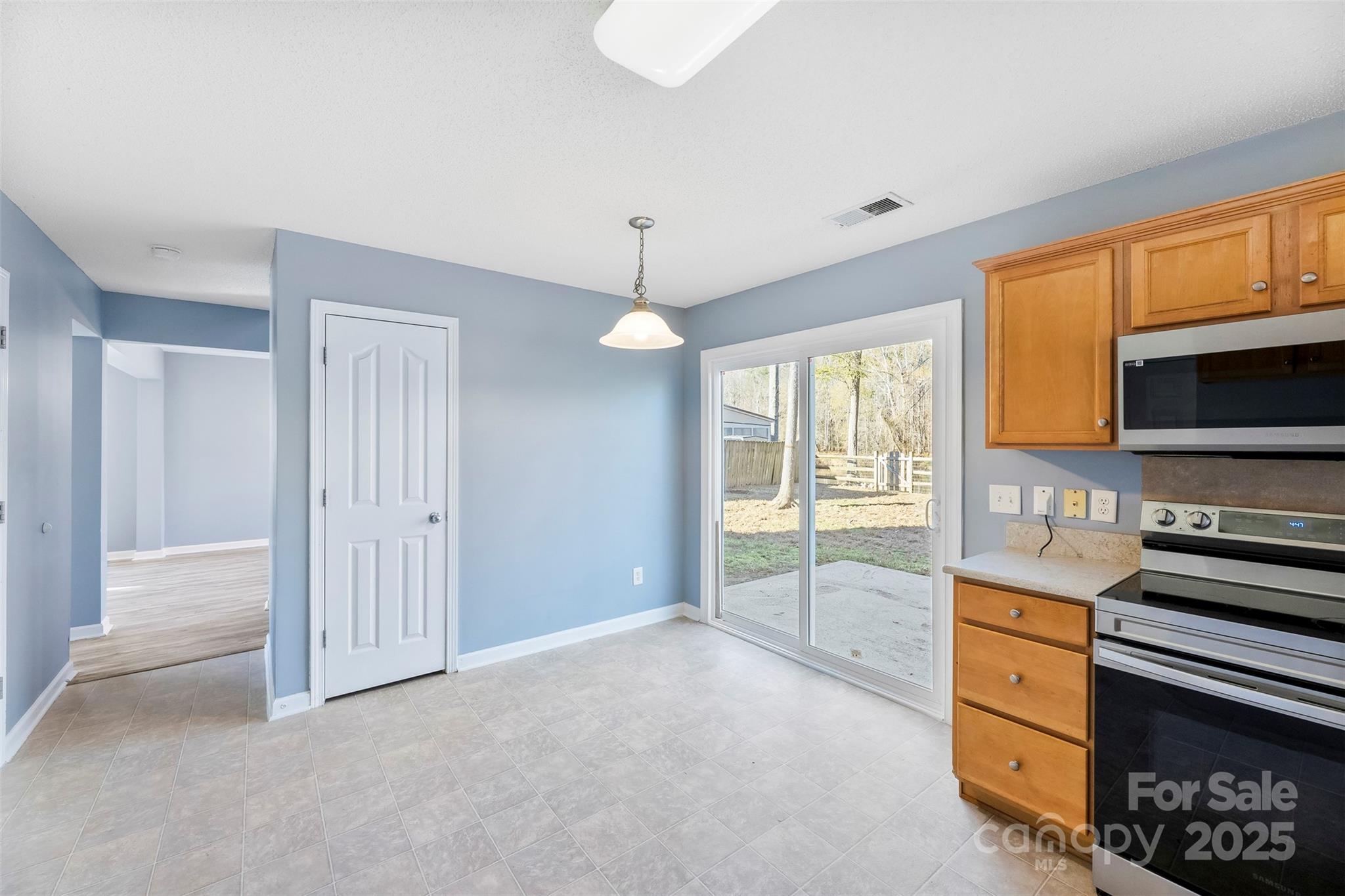 1102 Catawba Run Road Lowell, NC 28098 - Photo 17 of 44