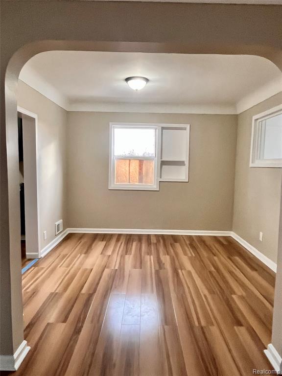 2410 Corunna Road Flint, MI 48503 - Photo 6 of 20