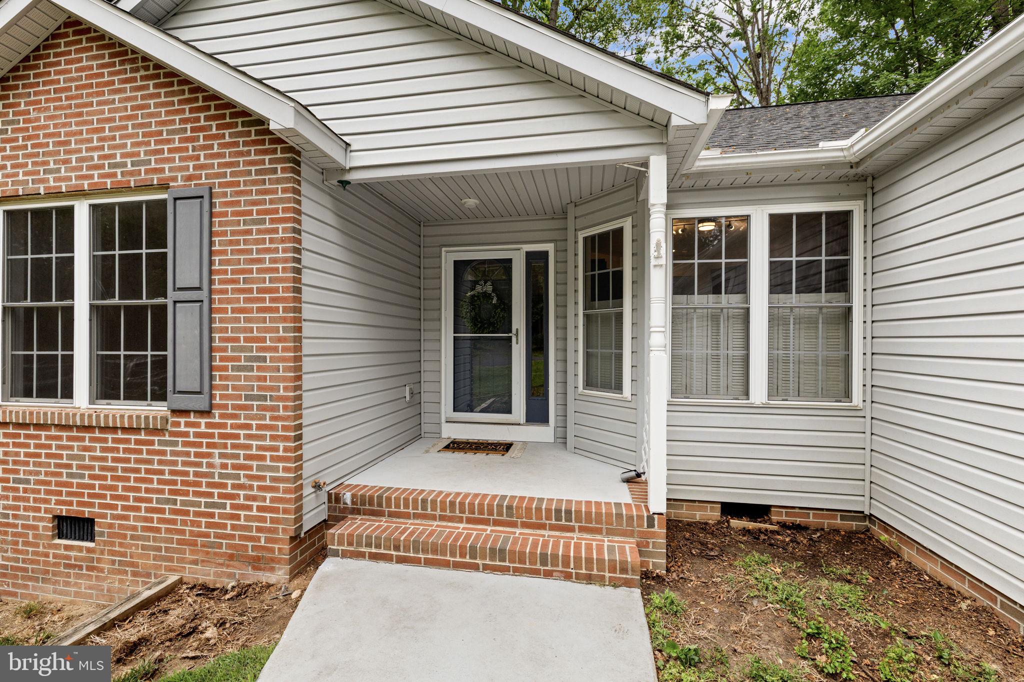 104 Federal Road Locust Grove, VA 22508 - Photo 2 of 59