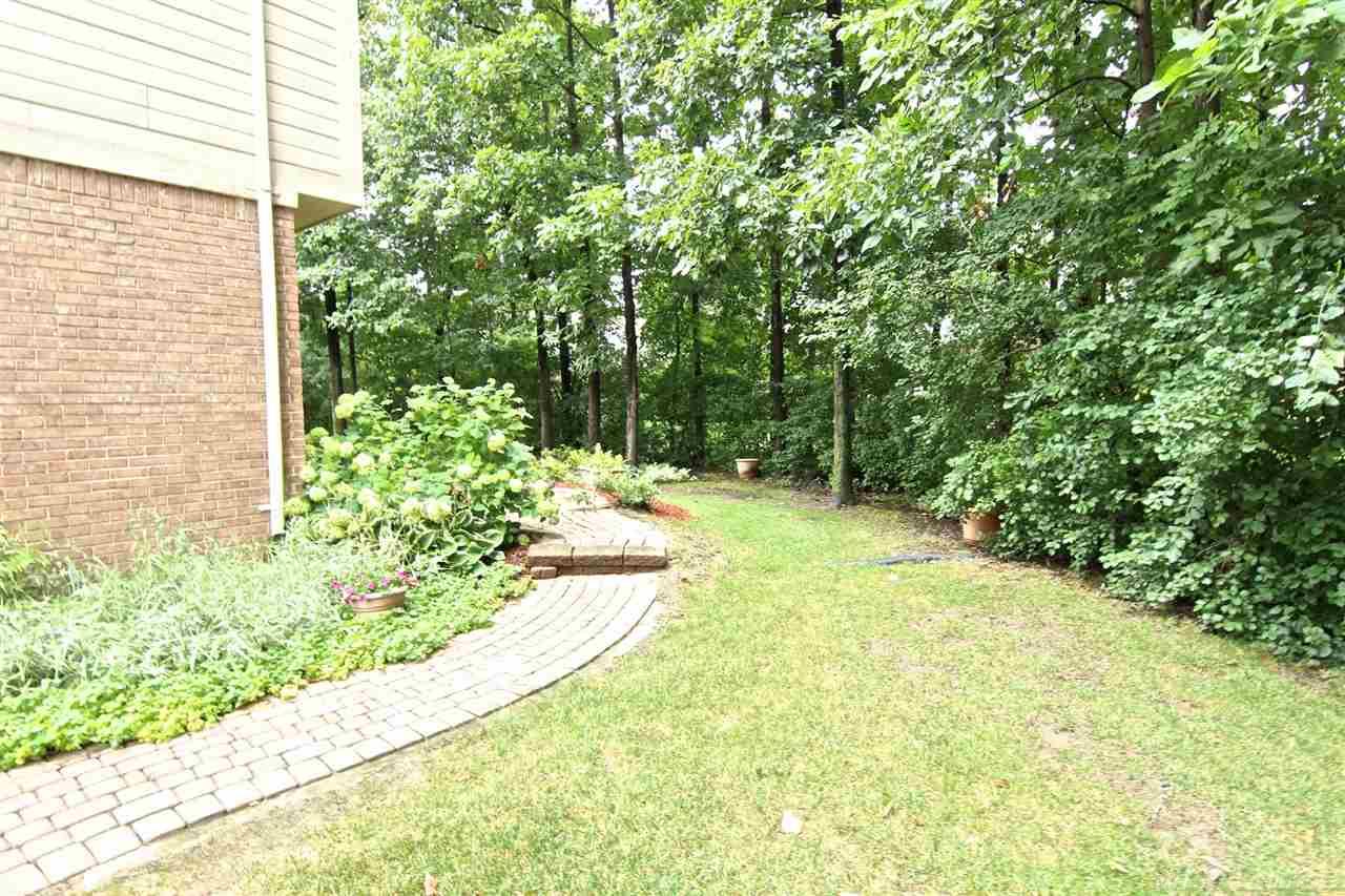 3588 Joshua Drive Rochester, MI 48307 - Photo 3 of 42 31300523-2.JPG