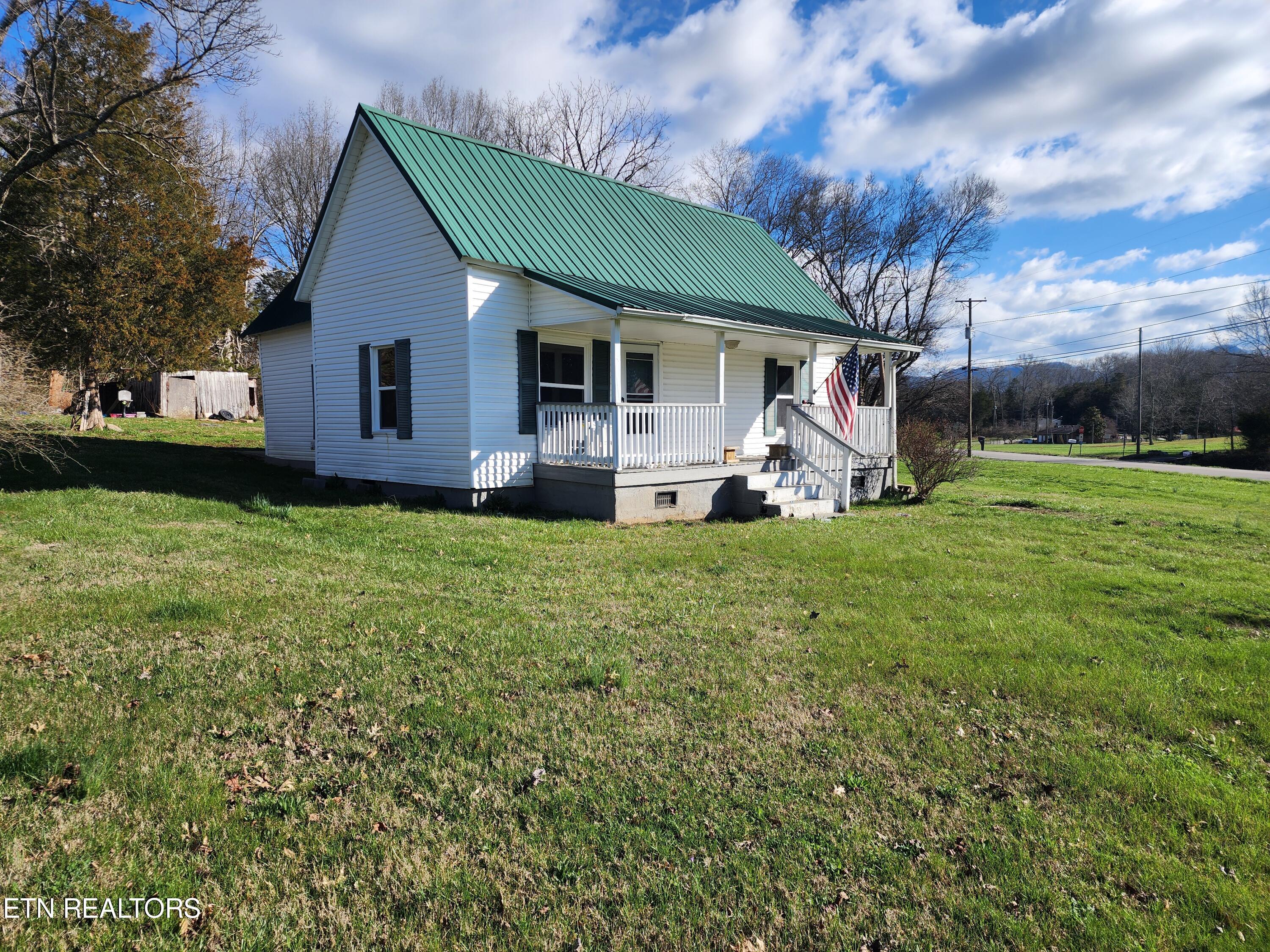 7915 Corryton Luttrell Road Corryton, TN 37721 - Photo 2 of 32 20240310_102449