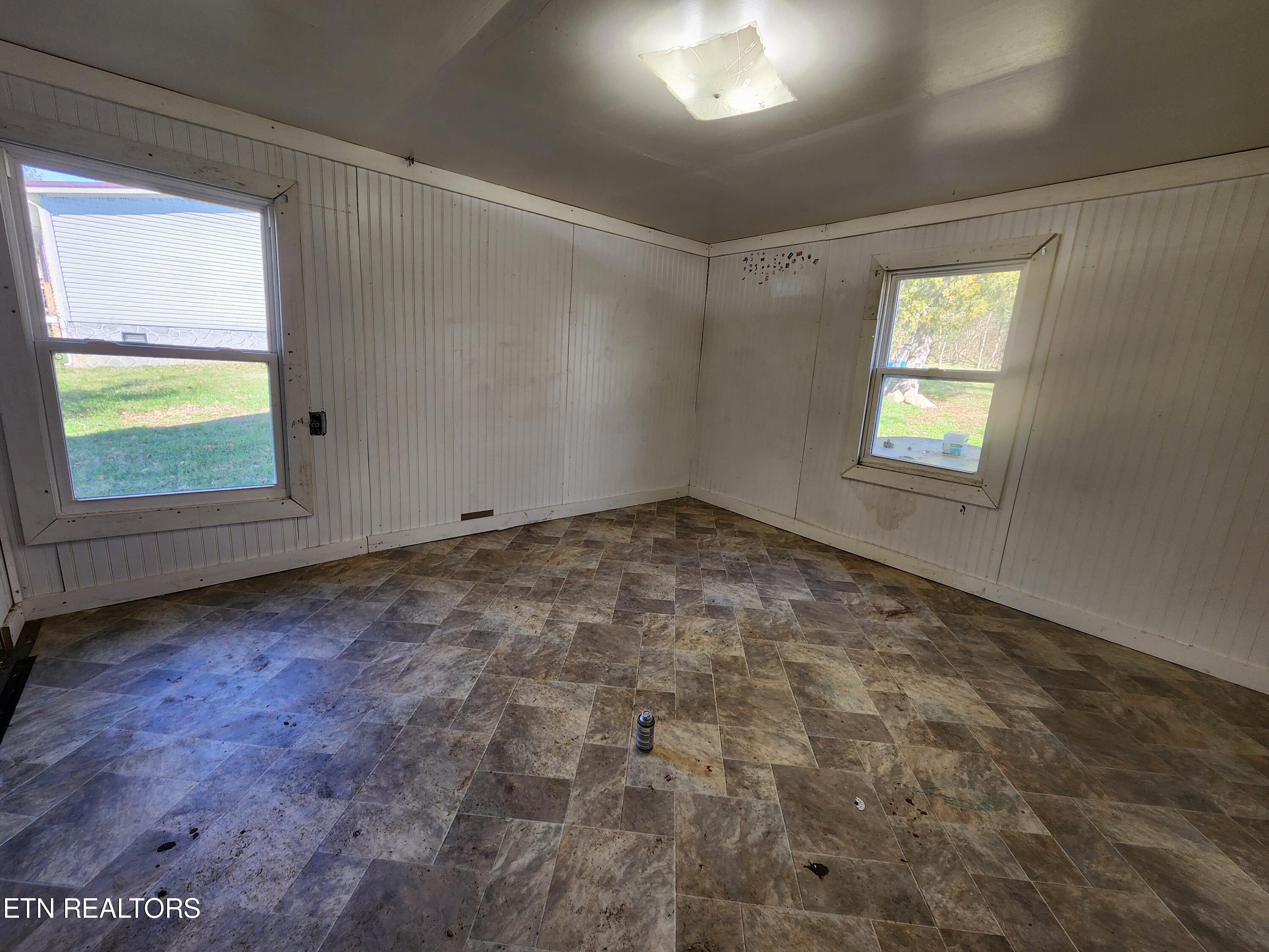 7915 Corryton Luttrell Road Corryton, TN 37721 - Photo 26 of 32 20240310_105243