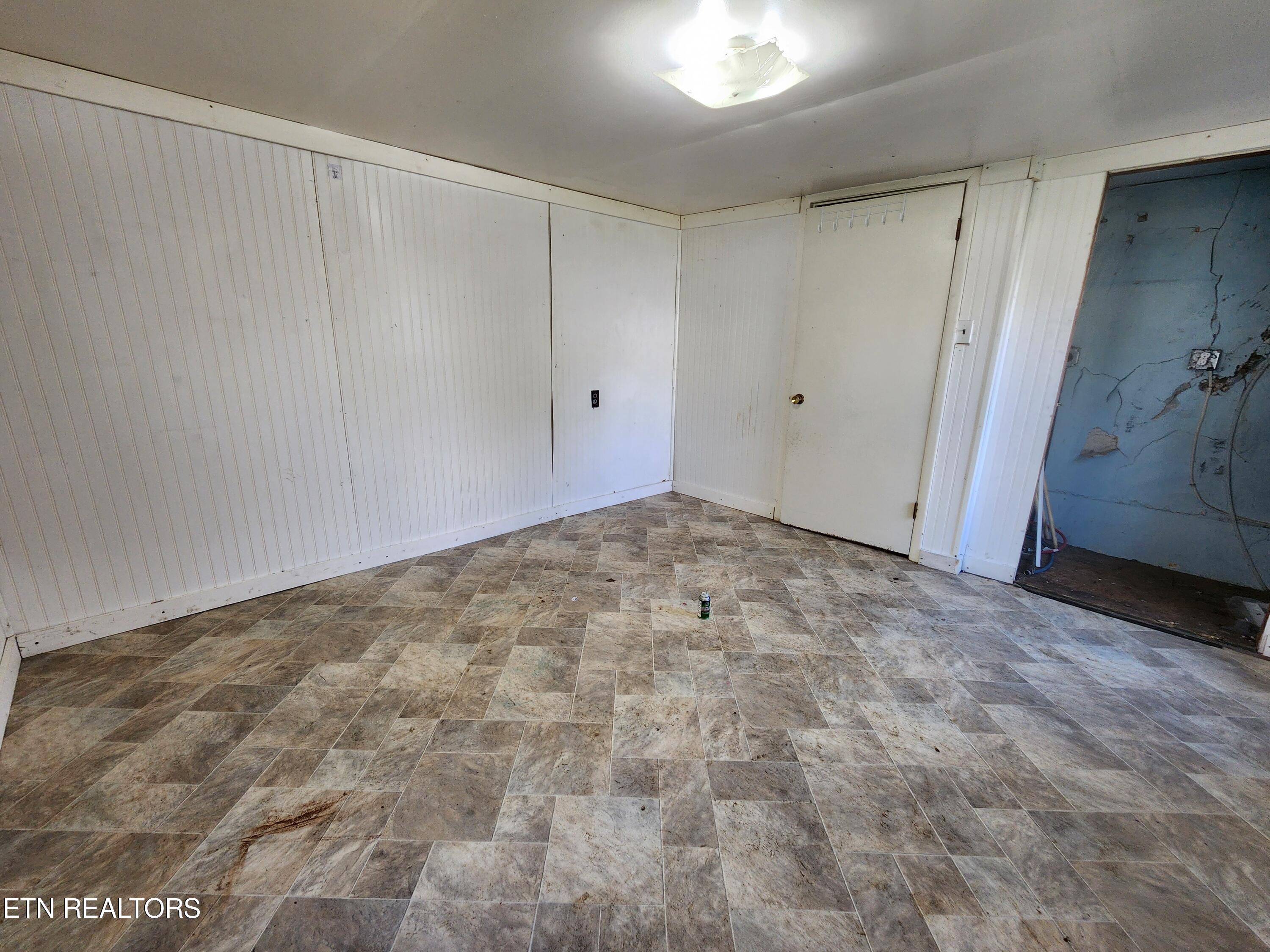 7915 Corryton Luttrell Road Corryton, TN 37721 - Photo 27 of 32 20240310_105250