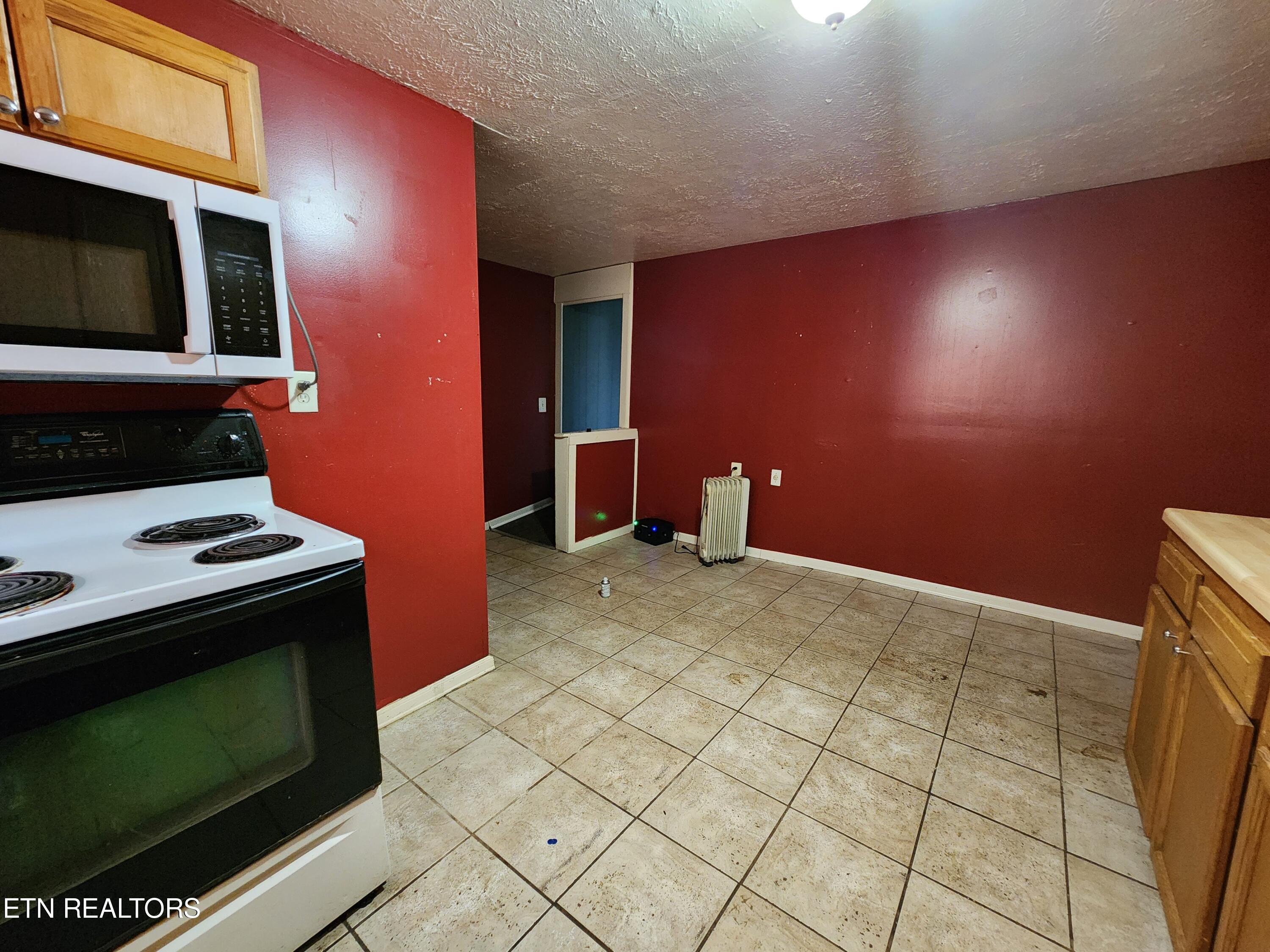 7915 Corryton Luttrell Road Corryton, TN 37721 - Photo 32 of 32 20240310_105335