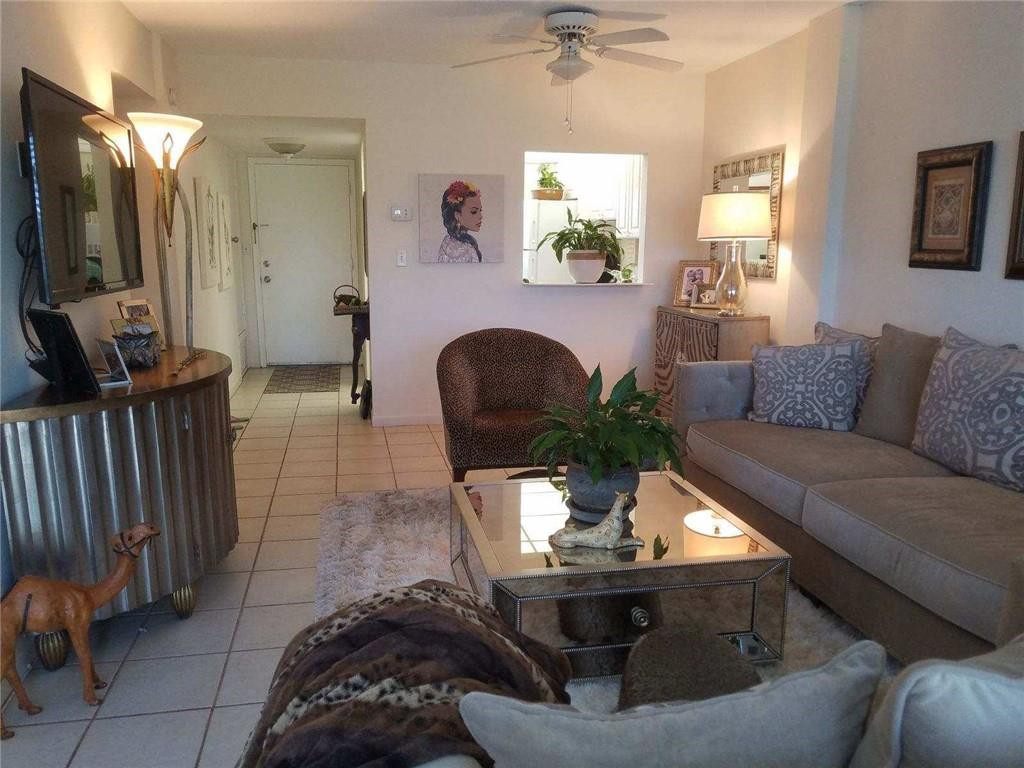 5701 Northwest 2nd Avenue, Unit 214 Boca Raton, FL 33487 - Photo 4 of 9 Photo 4