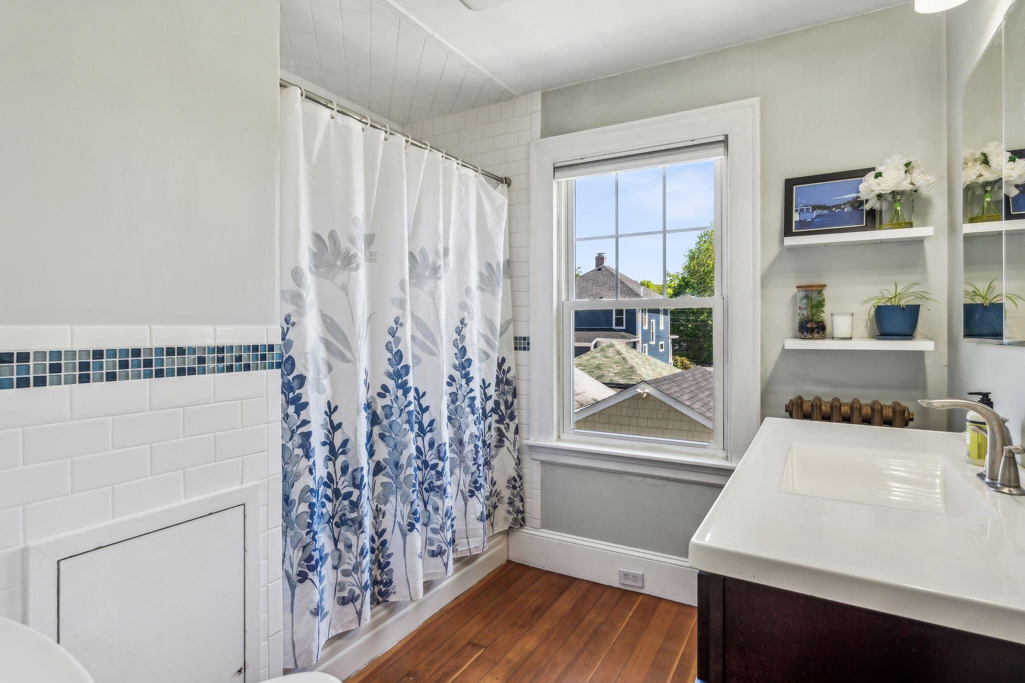 57 Gleckler Road Portland, ME 04103 - Photo 23 of 41 Bathroom