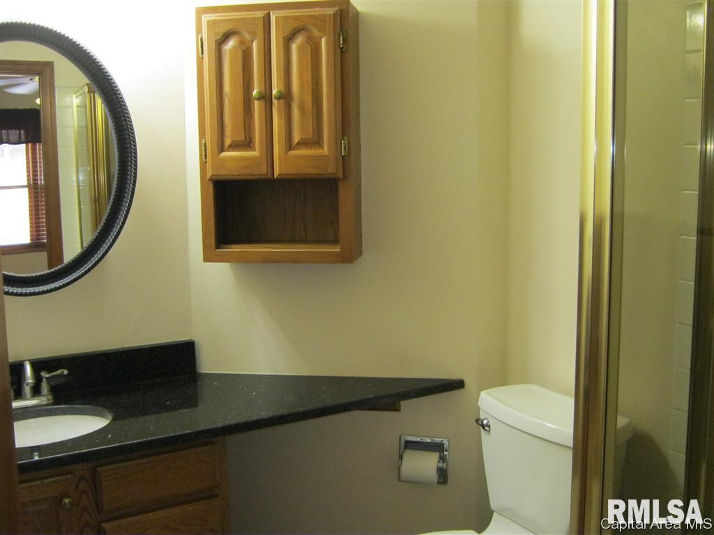 111 Astoria Road Springfield, IL 62704 - Photo 11 of 17