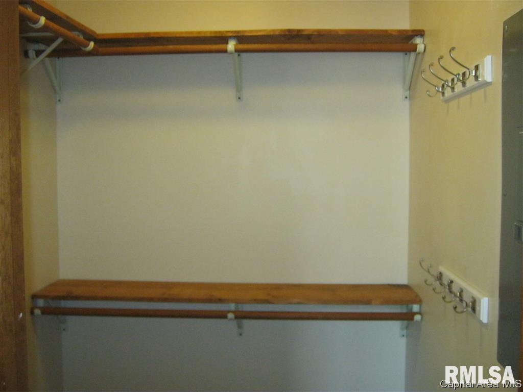 111 Astoria Road Springfield, IL 62704 - Photo 17 of 17