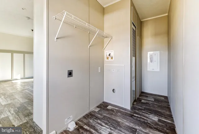 a view of a bathroom