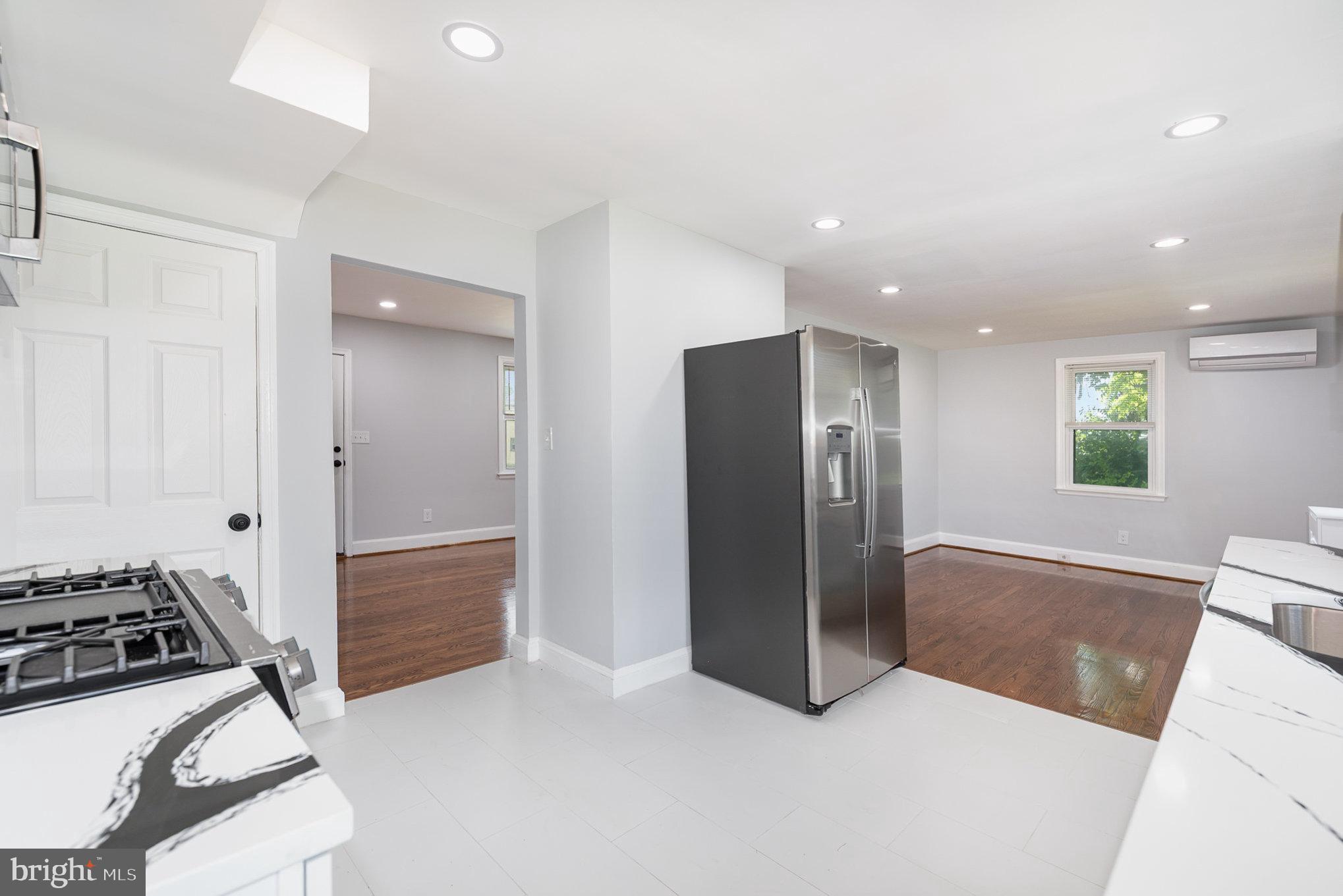 6301 Liberty Road Baltimore, MD 21207 - Photo 9 of 28