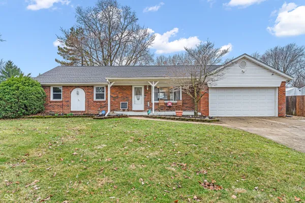 $399,900 | 1418 Hornaday Road, Brownsburg, IN 46112