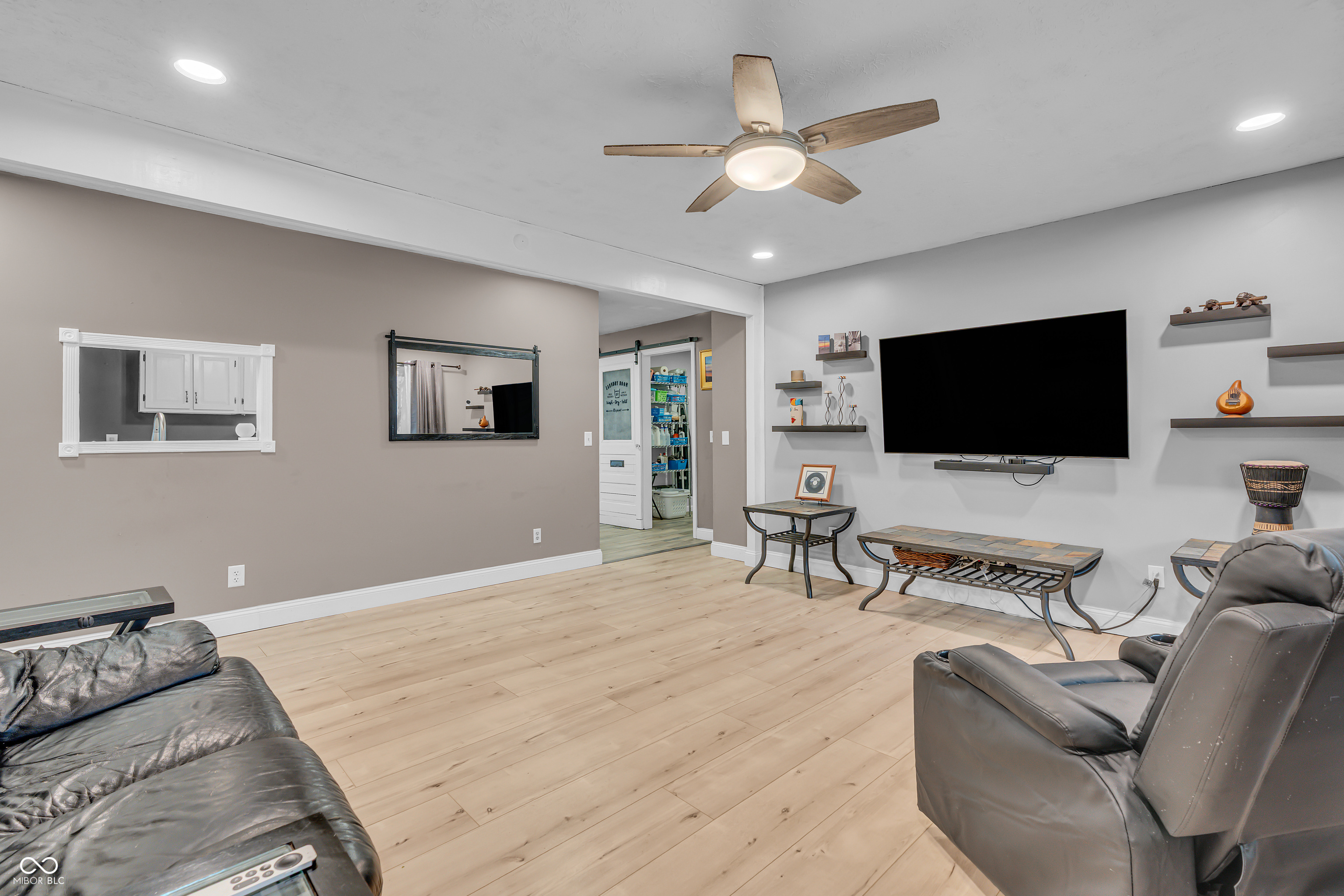 1418 Hornaday Road Brownsburg, IN 46112 - Photo 2 of 32