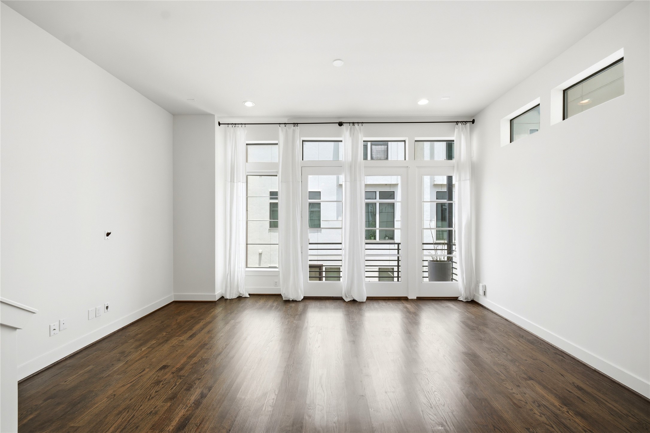 2108 Colorado Street Houston, TX 77007 - Photo 18 of 50