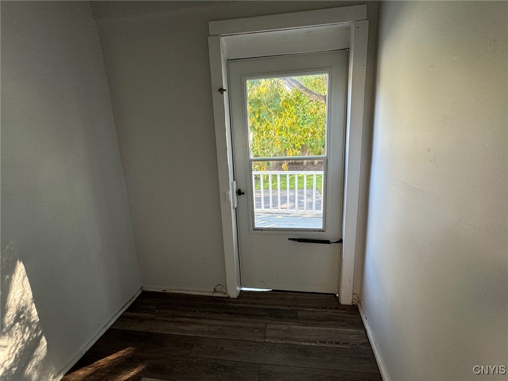 521 Main Street Oneida, NY 13421 - Photo 13 of 31 Mudroom- down