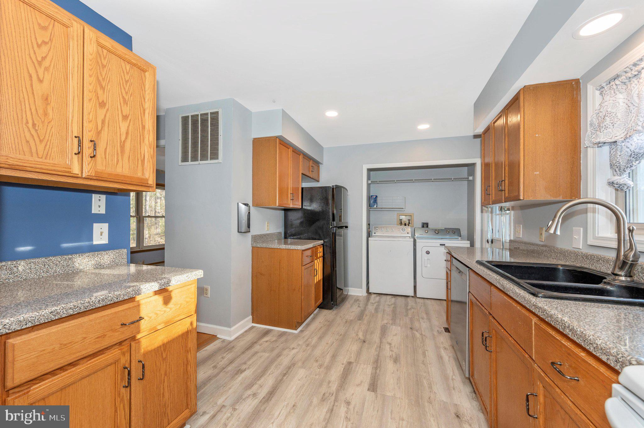 13835 Pryor Road Thurmont, MD 21788 - Photo 25 of 64 Kitchen