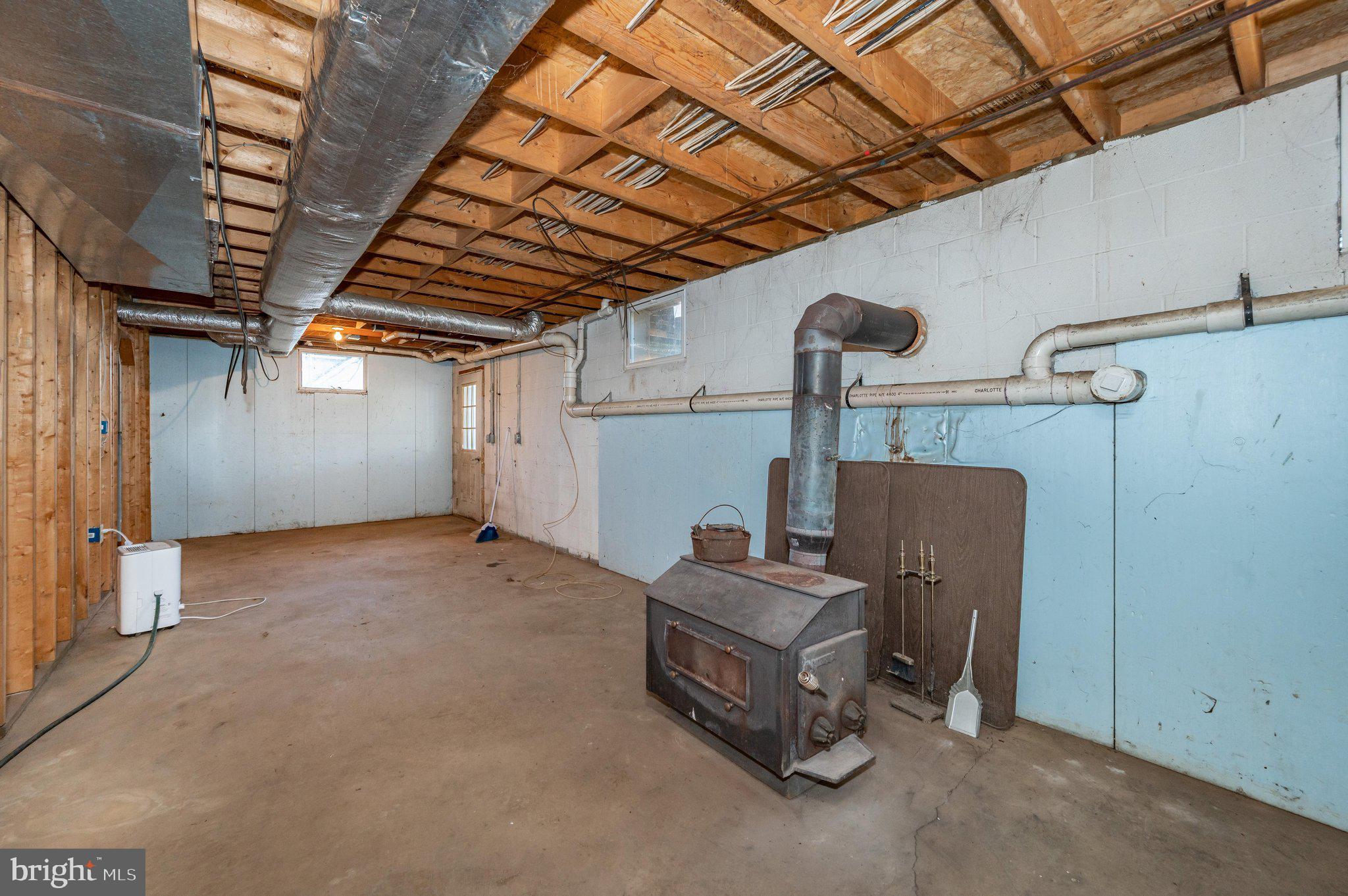 13835 Pryor Road Thurmont, MD 21788 - Photo 41 of 64 Lower Level